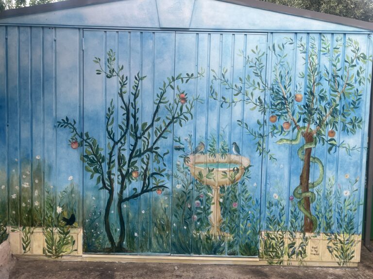 Fresque sur porte de jardin - 2m50 x3m - 2025 - AVIGNON - Magali Le Doze