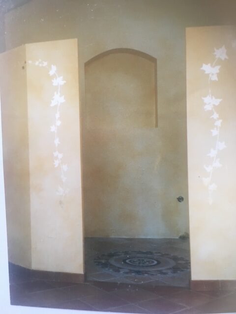 Patine de feuilles d'or dans salle de bain - Courthezon