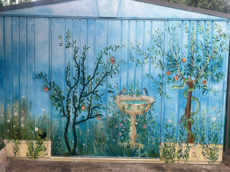 Fresque sur porte de jardin - 2m50x3m - 2025 - AVIGNON - Magali LE DOZE