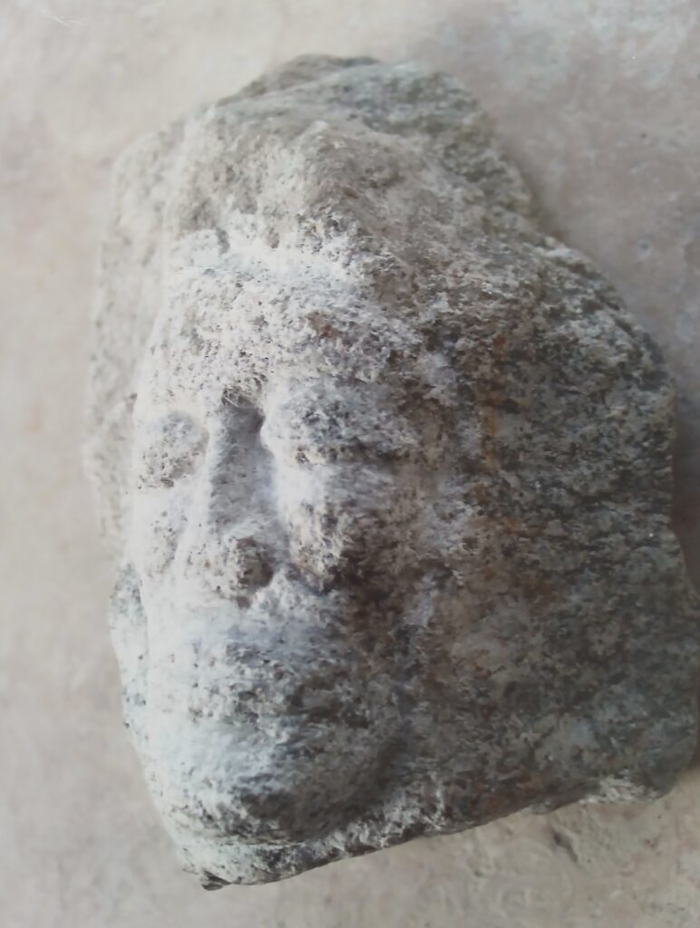 Sculpture 1 - Granit - Nijazi HASHANI